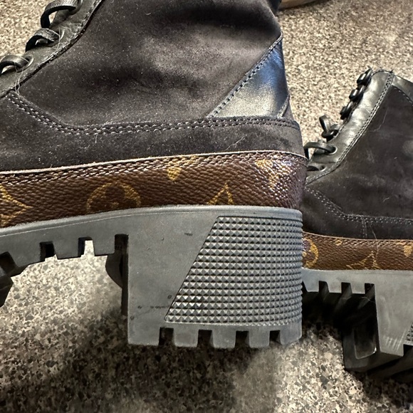 COPY - Louis Vuitton Laureate Platform Desert Boot - Picture 8 of 13